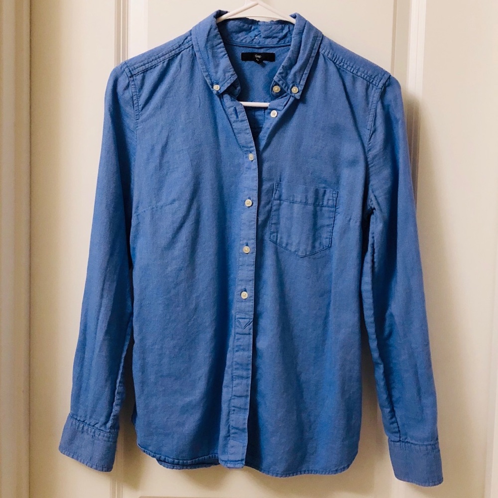 Gap electric blue button down top (XS)